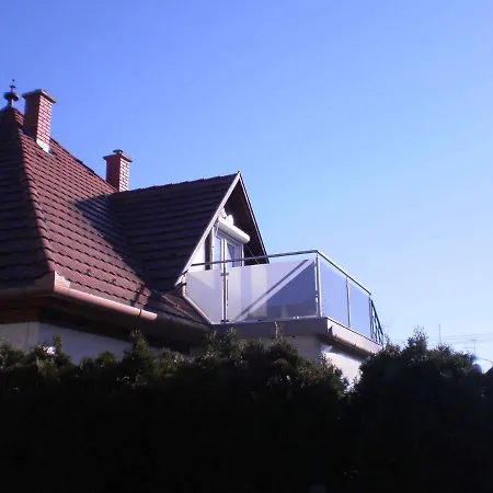 Апартаменты Apartment Balatonfenyves - Balaton 18381 Балатонфеньвеш