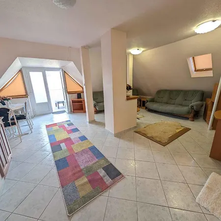 Apartmán - Balaton 18381 Balatonfenyves