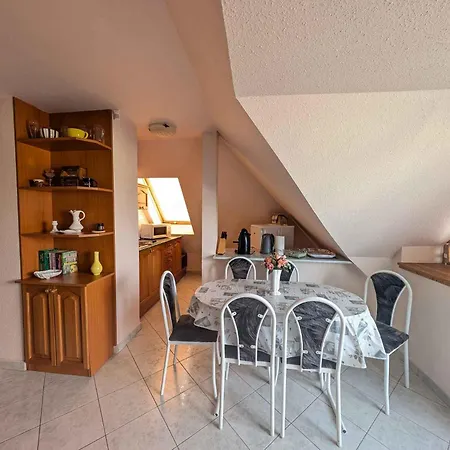 Apartmán - Balaton 18381 *