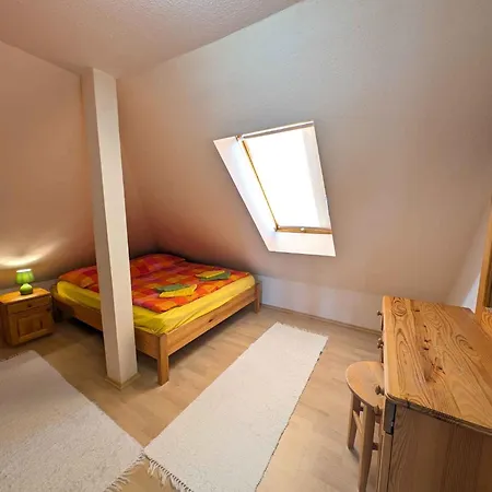 - Balaton 18381 Apartmán *
