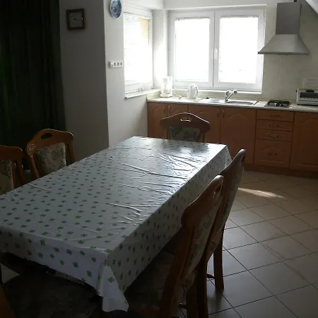 Balatonfenyves/balaton 18381 Apartament *