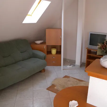 Balatonfenyves/balaton 18381 Apartament