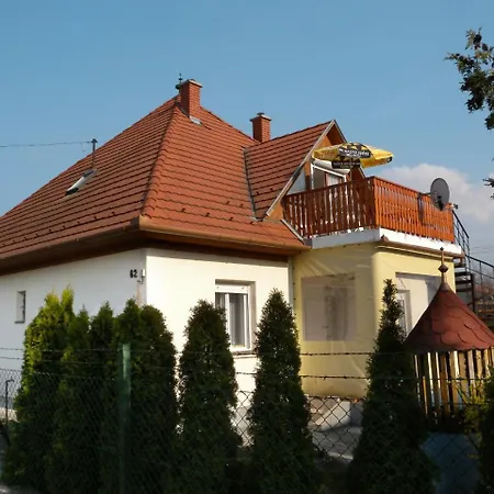 Balatonfenyves/balaton 18381 Apartment *